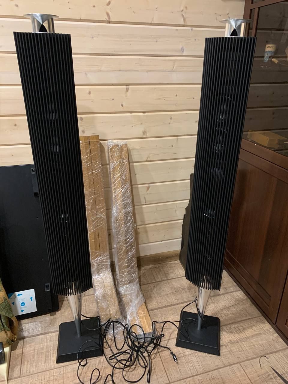 Bang & Olufsen Beolab 18 (Black)