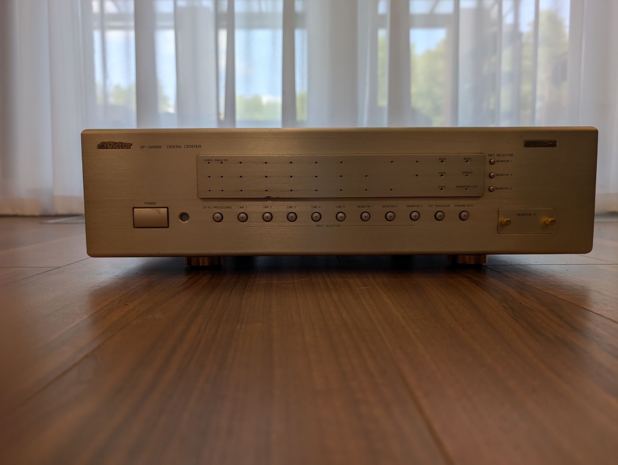 Victor xp-da 999