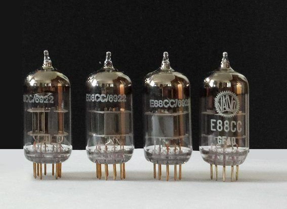 E88CC Valvo "Goldpin"